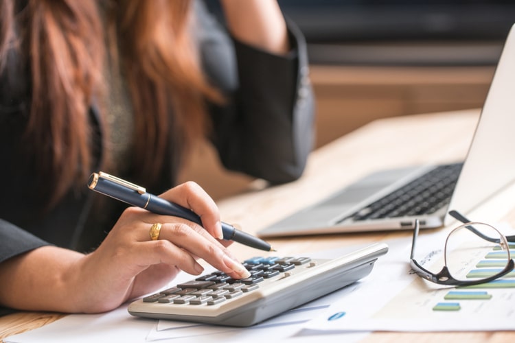 Veja dicas de como as empresas, principalmente as pequenas e médias, podem resistir às diversas consequências da crise