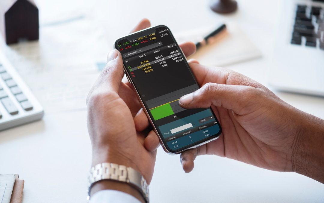 Começar a investir pode parecer algo complicado, mas saber como funcionam as finanças pessoais e o mercado de investimentos torna o caminho mais fácil.