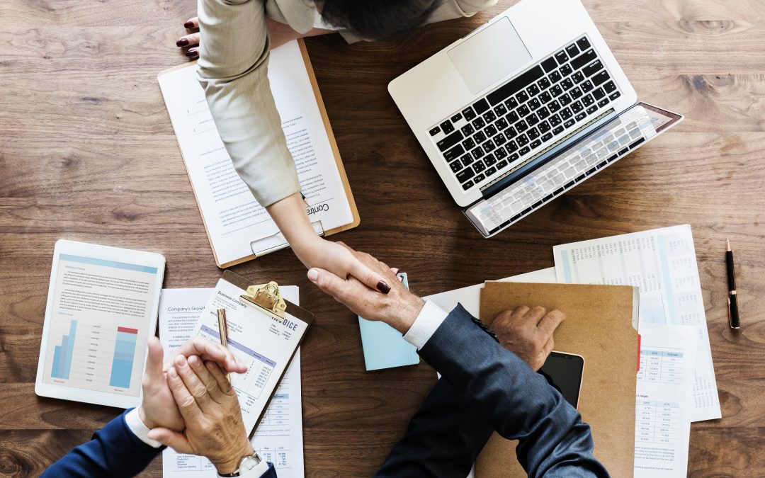 Você conhece as normas e cuidados a serem tomados durante o processo de repasse de franquia? Saiba mais sobre a prática em nosso artigo.