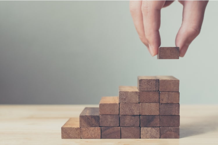 Conheça práticas e competências-chave para uma boa gestão de carreira e aprimore sua tomada de decisão, sobretudo em tempos de grandes incertezas